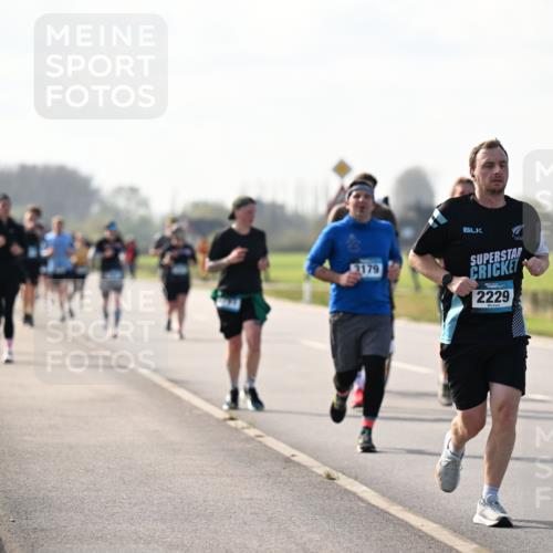 12.04.2026 - 45. Internationalen Wilhelmsburger Insellauf Dr. Thomas Lammeyer http://msf.ph/oto/9446684 12.04.2026 10:27:38 Laufen 3179, 2229 meine-sportfotos.de