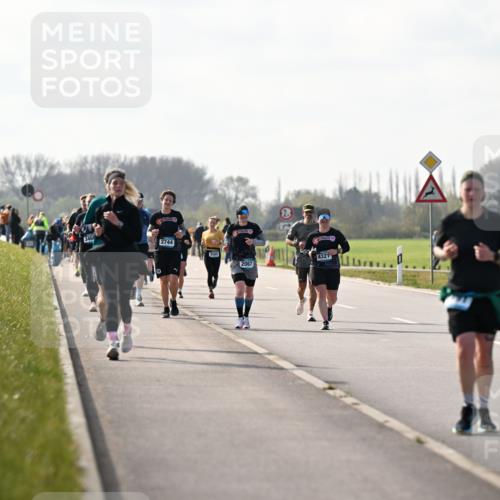 12.04.2026 - 45. Internationalen Wilhelmsburger Insellauf Dr. Thomas Lammeyer http://msf.ph/oto/9446694 12.04.2026 10:27:41 Laufen 346, 2744, 3580, 4321, 2067, 317 meine-sportfotos.de
