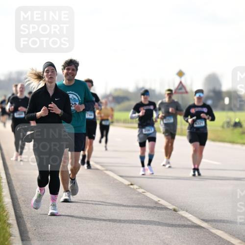 12.04.2026 - 45. Internationalen Wilhelmsburger Insellauf Dr. Thomas Lammeyer http://msf.ph/oto/9446701 12.04.2026 10:27:45 Laufen 22 meine-sportfotos.de