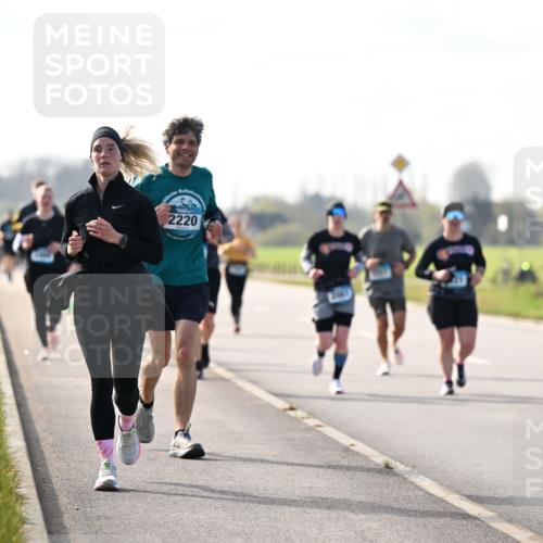 12.04.2026 - 45. Internationalen Wilhelmsburger Insellauf Dr. Thomas Lammeyer http://msf.ph/oto/9446703 12.04.2026 10:27:46 Laufen 2220 meine-sportfotos.de
