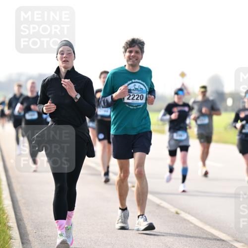 12.04.2026 - 45. Internationalen Wilhelmsburger Insellauf Dr. Thomas Lammeyer http://msf.ph/oto/9446711 12.04.2026 10:27:47 Laufen 14, 2220 meine-sportfotos.de