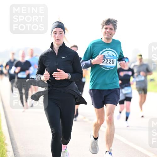 12.04.2026 - 45. Internationalen Wilhelmsburger Insellauf Dr. Thomas Lammeyer http://msf.ph/oto/9446717 12.04.2026 10:27:48 Laufen 2220 meine-sportfotos.de