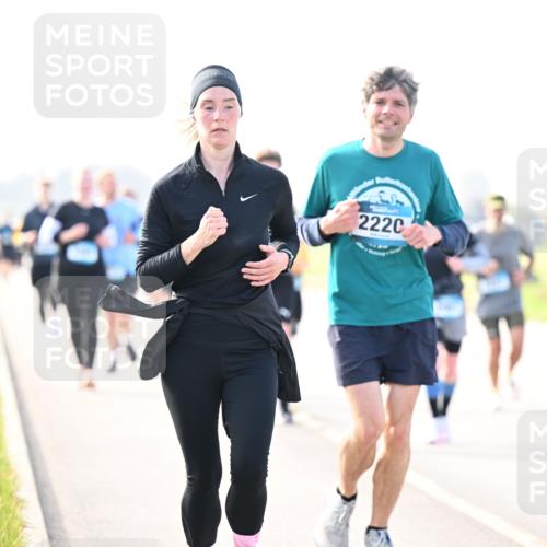 12.04.2026 - 45. Internationalen Wilhelmsburger Insellauf Dr. Thomas Lammeyer http://msf.ph/oto/9446718 12.04.2026 10:27:48 Laufen 2220 meine-sportfotos.de