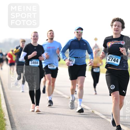 12.04.2026 - 45. Internationalen Wilhelmsburger Insellauf Dr. Thomas Lammeyer http://msf.ph/oto/9446736 12.04.2026 10:27:51 Laufen 3468, 2744 meine-sportfotos.de