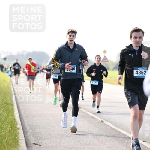 12.04.2026 - 45. Internationalen Wilhelmsburger Insellauf Dr. Thomas Lammeyer http://msf.ph/oto/9446757 12.04.2026 10:27:56 Laufen 340, 2797, 4352 meine-sportfotos.de
