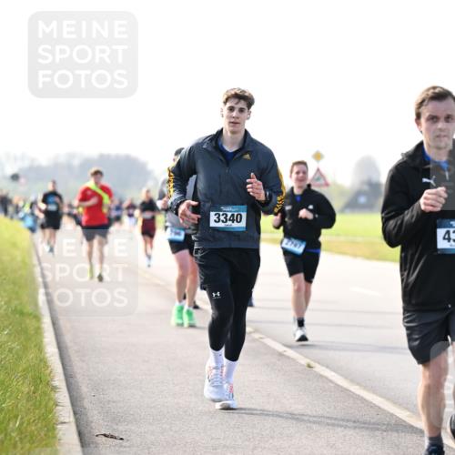 12.04.2026 - 45. Internationalen Wilhelmsburger Insellauf Dr. Thomas Lammeyer http://msf.ph/oto/9446759 12.04.2026 10:27:56 Laufen 3340, 4352 meine-sportfotos.de