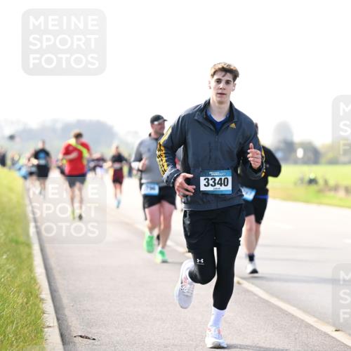 12.04.2026 - 45. Internationalen Wilhelmsburger Insellauf Dr. Thomas Lammeyer http://msf.ph/oto/9446763 12.04.2026 10:27:57 Laufen 3340, 435 meine-sportfotos.de