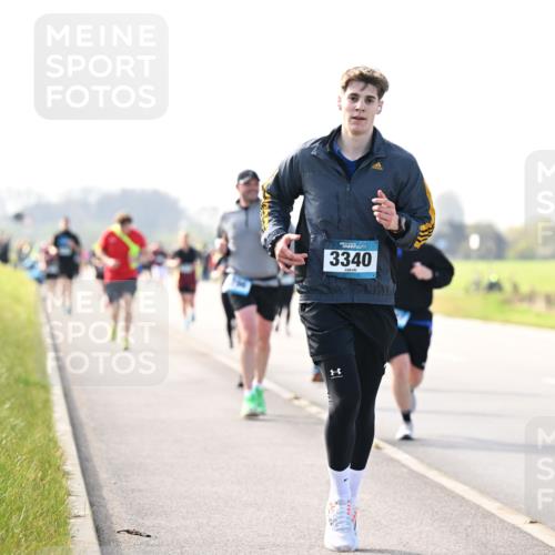 12.04.2026 - 45. Internationalen Wilhelmsburger Insellauf Dr. Thomas Lammeyer http://msf.ph/oto/9446764 12.04.2026 10:27:57 Laufen 3340 meine-sportfotos.de