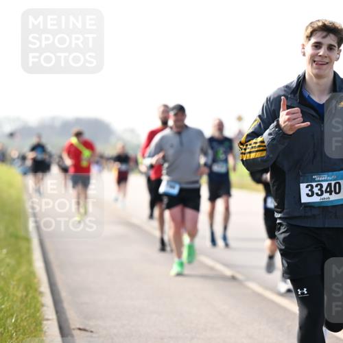 12.04.2026 - 45. Internationalen Wilhelmsburger Insellauf Dr. Thomas Lammeyer http://msf.ph/oto/9446770 12.04.2026 10:27:58 Laufen 3340 meine-sportfotos.de