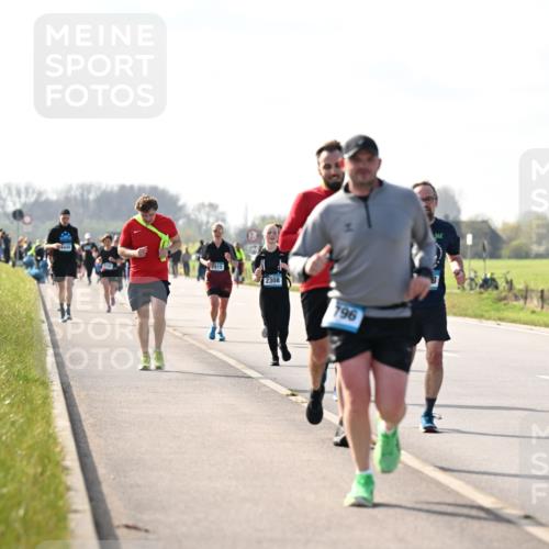 12.04.2026 - 45. Internationalen Wilhelmsburger Insellauf Dr. Thomas Lammeyer http://msf.ph/oto/9446780 12.04.2026 10:28:00 Laufen 2915, 2308, 196, 361, 2797 meine-sportfotos.de