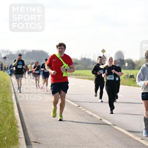 12.04.2026 - 45. Internationalen Wilhelmsburger Insellauf Dr. Thomas Lammeyer http://msf.ph/oto/9446805 12.04.2026 10:28:03 Laufen 2308, 367 meine-sportfotos.de