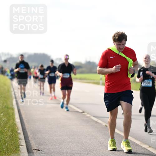 12.04.2026 - 45. Internationalen Wilhelmsburger Insellauf Dr. Thomas Lammeyer http://msf.ph/oto/9446817 12.04.2026 10:28:05 Laufen 2308 meine-sportfotos.de