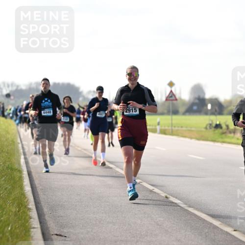 12.04.2026 - 45. Internationalen Wilhelmsburger Insellauf Dr. Thomas Lammeyer http://msf.ph/oto/9446832 12.04.2026 10:28:08 Laufen 4448, 4927, 2915, 410, 2977 meine-sportfotos.de