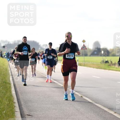 12.04.2026 - 45. Internationalen Wilhelmsburger Insellauf Dr. Thomas Lammeyer http://msf.ph/oto/9446834 12.04.2026 10:28:08 Laufen 4448, 4927, 2915, 4107, 297 meine-sportfotos.de