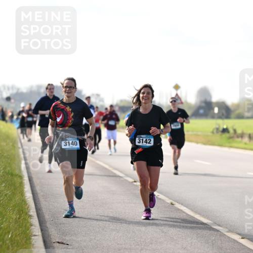 12.04.2026 - 45. Internationalen Wilhelmsburger Insellauf Dr. Thomas Lammeyer http://msf.ph/oto/9446869 12.04.2026 10:28:15 Laufen 3140, 3142 meine-sportfotos.de
