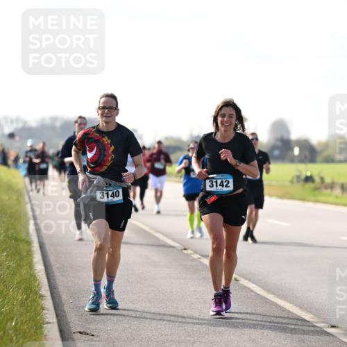 12.04.2026 - 45. Internationalen Wilhelmsburger Insellauf Dr. Thomas Lammeyer http://msf.ph/oto/9446873 12.04.2026 10:28:15 Laufen 3140, 3142 meine-sportfotos.de