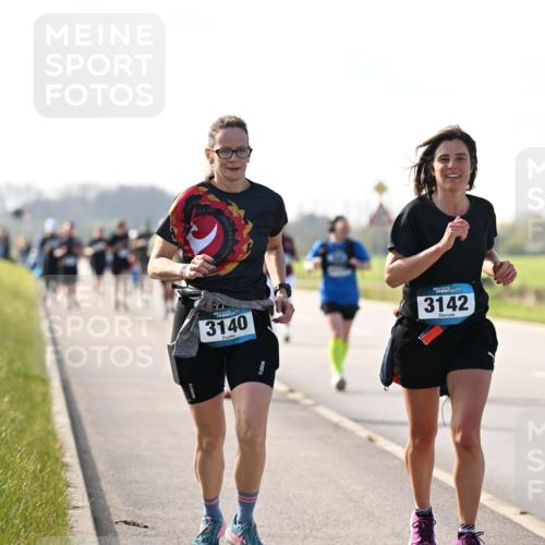 12.04.2026 - 45. Internationalen Wilhelmsburger Insellauf Dr. Thomas Lammeyer http://msf.ph/oto/9446879 12.04.2026 10:28:16 Laufen 3140, 3142 meine-sportfotos.de
