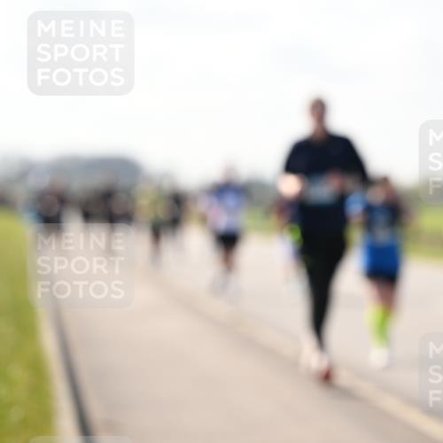 12.04.2026 - 45. Internationalen Wilhelmsburger Insellauf Dr. Thomas Lammeyer http://msf.ph/oto/9446896 12.04.2026 10:28:19 Laufen  meine-sportfotos.de