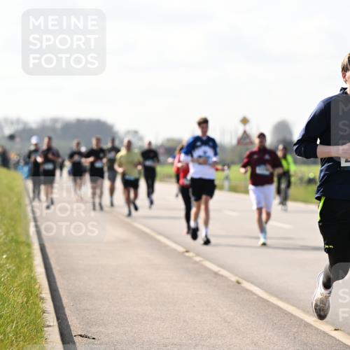 12.04.2026 - 45. Internationalen Wilhelmsburger Insellauf Dr. Thomas Lammeyer http://msf.ph/oto/9446905 12.04.2026 10:28:20 Laufen 553 meine-sportfotos.de