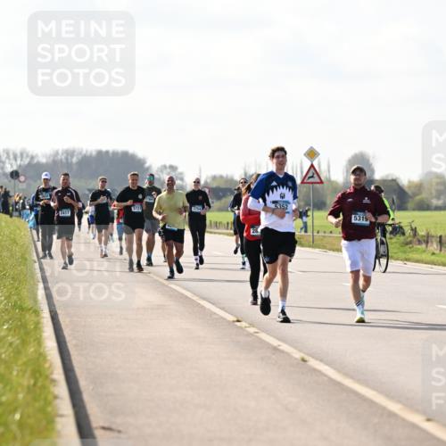 12.04.2026 - 45. Internationalen Wilhelmsburger Insellauf Dr. Thomas Lammeyer http://msf.ph/oto/9446909 12.04.2026 10:28:21 Laufen 3723, 3754, 2417, 28, 5352, 5319 meine-sportfotos.de