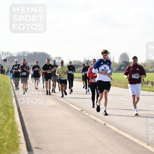 12.04.2026 - 45. Internationalen Wilhelmsburger Insellauf Dr. Thomas Lammeyer http://msf.ph/oto/9446914 12.04.2026 10:28:22 Laufen 2417, 3754, 375, 286, 5315 meine-sportfotos.de