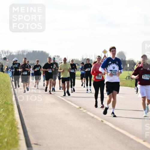 12.04.2026 - 45. Internationalen Wilhelmsburger Insellauf Dr. Thomas Lammeyer http://msf.ph/oto/9446920 12.04.2026 10:28:23 Laufen 3723, 3754, 3798, 2417, 2808, 5352, 5319 meine-sportfotos.de