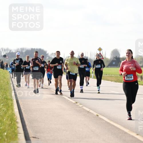 12.04.2026 - 45. Internationalen Wilhelmsburger Insellauf Dr. Thomas Lammeyer http://msf.ph/oto/9446937 12.04.2026 10:28:25 Laufen 2417, 44530, 3723, 3754, 3798, 3753, 2808 meine-sportfotos.de