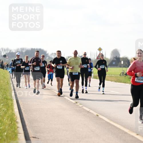 12.04.2026 - 45. Internationalen Wilhelmsburger Insellauf Dr. Thomas Lammeyer http://msf.ph/oto/9446940 12.04.2026 10:28:26 Laufen 3658, 3059, 2417, 1930, 3723, 4289, 3754, 3753, 2808 meine-sportfotos.de