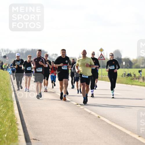 12.04.2026 - 45. Internationalen Wilhelmsburger Insellauf Dr. Thomas Lammeyer http://msf.ph/oto/9446948 12.04.2026 10:28:27 Laufen 3658, 3059, 2417, 4930, 3723, 4285, 38, 3753, 2808 meine-sportfotos.de