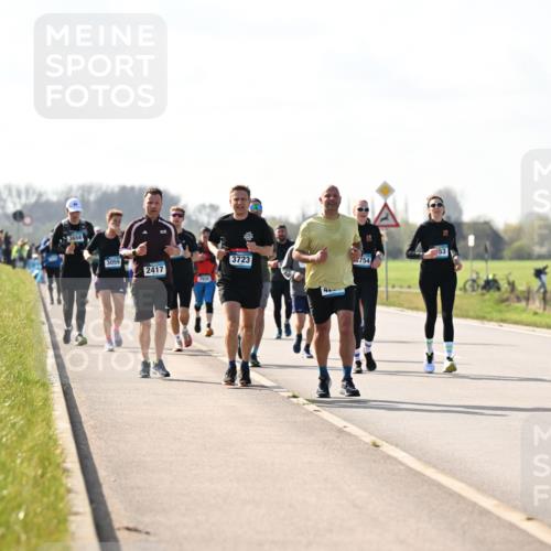 12.04.2026 - 45. Internationalen Wilhelmsburger Insellauf Dr. Thomas Lammeyer http://msf.ph/oto/9446950 12.04.2026 10:28:27 Laufen 3658, 32, 3059, 3723, 754, 2417, 1930, 280 meine-sportfotos.de