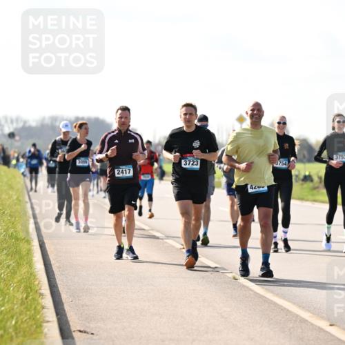 12.04.2026 - 45. Internationalen Wilhelmsburger Insellauf Dr. Thomas Lammeyer http://msf.ph/oto/9446964 12.04.2026 10:28:29 Laufen 3059, 2417, 3723, 420, 28, 3753, 3754 meine-sportfotos.de