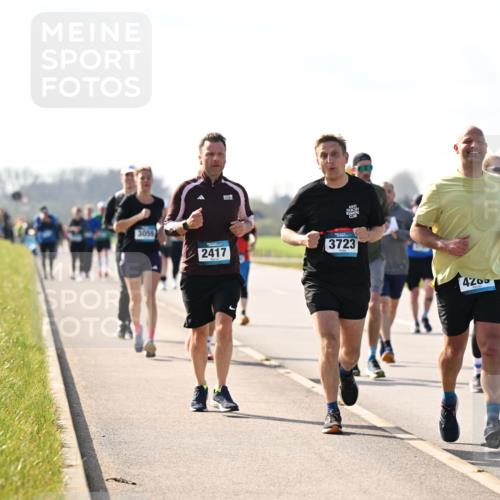 12.04.2026 - 45. Internationalen Wilhelmsburger Insellauf Dr. Thomas Lammeyer http://msf.ph/oto/9446974 12.04.2026 10:28:31 Laufen 3059, 2417, 3723, 4205 meine-sportfotos.de