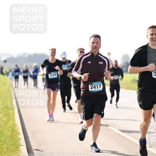 12.04.2026 - 45. Internationalen Wilhelmsburger Insellauf Dr. Thomas Lammeyer http://msf.ph/oto/9446983 12.04.2026 10:28:32 Laufen 3059, 2417, 13723 meine-sportfotos.de