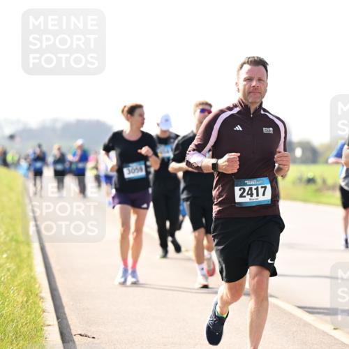12.04.2026 - 45. Internationalen Wilhelmsburger Insellauf Dr. Thomas Lammeyer http://msf.ph/oto/9446988 12.04.2026 10:28:33 Laufen 3059, 2417, 13723 meine-sportfotos.de