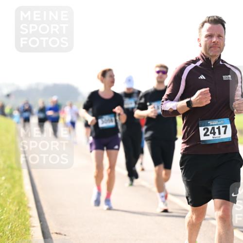 12.04.2026 - 45. Internationalen Wilhelmsburger Insellauf Dr. Thomas Lammeyer http://msf.ph/oto/9446992 12.04.2026 10:28:34 Laufen 2417 meine-sportfotos.de