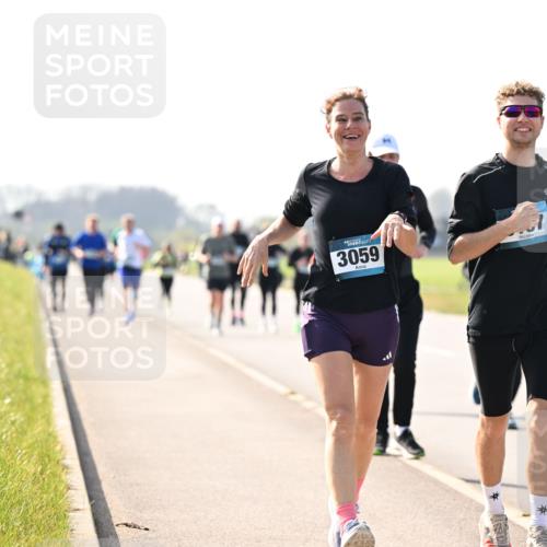 12.04.2026 - 45. Internationalen Wilhelmsburger Insellauf Dr. Thomas Lammeyer http://msf.ph/oto/9447002 12.04.2026 10:28:35 Laufen 3059 meine-sportfotos.de