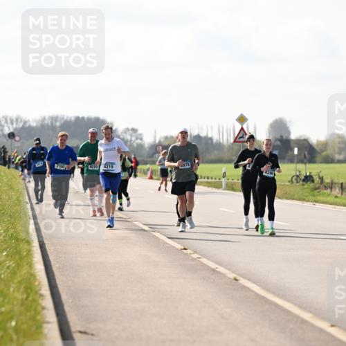 12.04.2026 - 45. Internationalen Wilhelmsburger Insellauf Dr. Thomas Lammeyer http://msf.ph/oto/9447029 12.04.2026 10:28:40 Laufen 2418, 3150, 4070, 4215, 978, 4396 meine-sportfotos.de