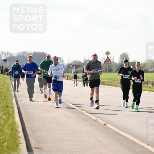 12.04.2026 - 45. Internationalen Wilhelmsburger Insellauf Dr. Thomas Lammeyer http://msf.ph/oto/9447039 12.04.2026 10:28:42 Laufen 2418, 3150, 378, 4215, 4101, 4396 meine-sportfotos.de