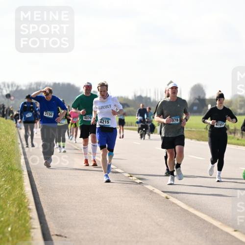 12.04.2026 - 45. Internationalen Wilhelmsburger Insellauf Dr. Thomas Lammeyer http://msf.ph/oto/9447046 12.04.2026 10:28:43 Laufen 5418, 3150, 4070, 4215, 978, 4101, 396 meine-sportfotos.de