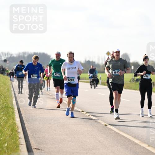 12.04.2026 - 45. Internationalen Wilhelmsburger Insellauf Dr. Thomas Lammeyer http://msf.ph/oto/9447050 12.04.2026 10:28:44 Laufen 3150, 4070, 4215, 3978, 4101, 4396 meine-sportfotos.de
