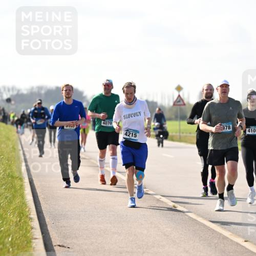 12.04.2026 - 45. Internationalen Wilhelmsburger Insellauf Dr. Thomas Lammeyer http://msf.ph/oto/9447055 12.04.2026 10:28:45 Laufen 4070, 978, 4101, 4215 meine-sportfotos.de
