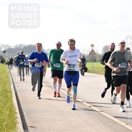 12.04.2026 - 45. Internationalen Wilhelmsburger Insellauf Dr. Thomas Lammeyer http://msf.ph/oto/9447057 12.04.2026 10:28:45 Laufen 3978, 3150, 4070, 4215 meine-sportfotos.de