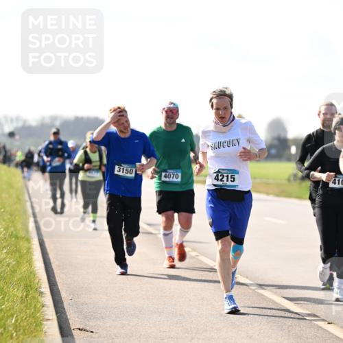 12.04.2026 - 45. Internationalen Wilhelmsburger Insellauf Dr. Thomas Lammeyer http://msf.ph/oto/9447065 12.04.2026 10:28:46 Laufen 3150, 4070, 4215, 410, 3978 meine-sportfotos.de