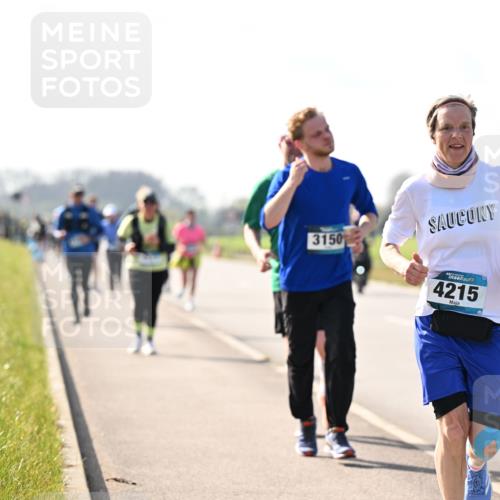 12.04.2026 - 45. Internationalen Wilhelmsburger Insellauf Dr. Thomas Lammeyer http://msf.ph/oto/9447075 12.04.2026 10:28:47 Laufen 3150, 45, 4215, 410 meine-sportfotos.de