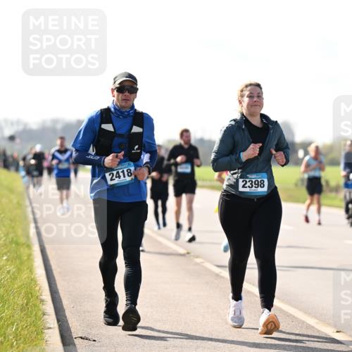 12.04.2026 - 45. Internationalen Wilhelmsburger Insellauf Dr. Thomas Lammeyer http://msf.ph/oto/9447116 12.04.2026 10:28:55 Laufen 2418, 2398 meine-sportfotos.de
