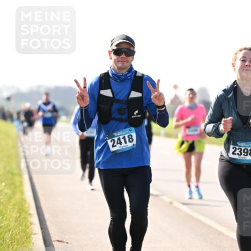 12.04.2026 - 45. Internationalen Wilhelmsburger Insellauf Dr. Thomas Lammeyer http://msf.ph/oto/9447124 12.04.2026 10:28:56 Laufen 2418, 2398 meine-sportfotos.de