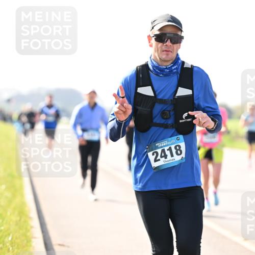 12.04.2026 - 45. Internationalen Wilhelmsburger Insellauf Dr. Thomas Lammeyer http://msf.ph/oto/9447129 12.04.2026 10:28:57 Laufen 45, 2418, 2398 meine-sportfotos.de