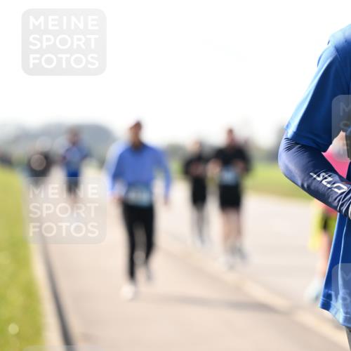 12.04.2026 - 45. Internationalen Wilhelmsburger Insellauf Dr. Thomas Lammeyer http://msf.ph/oto/9447137 12.04.2026 10:28:58 Laufen 45, 24 meine-sportfotos.de