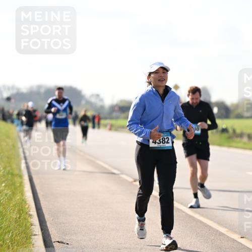 12.04.2026 - 45. Internationalen Wilhelmsburger Insellauf Dr. Thomas Lammeyer http://msf.ph/oto/9447146 12.04.2026 10:28:59 Laufen 4382 meine-sportfotos.de