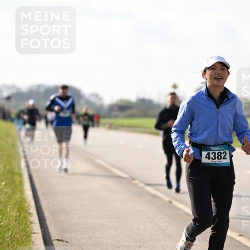 12.04.2026 - 45. Internationalen Wilhelmsburger Insellauf Dr. Thomas Lammeyer http://msf.ph/oto/9447152 12.04.2026 10:29:00 Laufen 4382 meine-sportfotos.de
